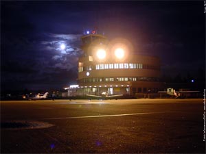 A dark autumn night, 9 October 2003. Photo: Seppo Sipilä