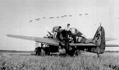Osasto Kuhlmeyn FW-190 Immolassa. (� SA-kuva, n:o 155628)